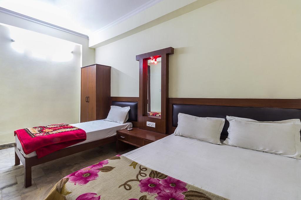 Hotel Sahara International Deluxe Nuova Delhi Esterno foto