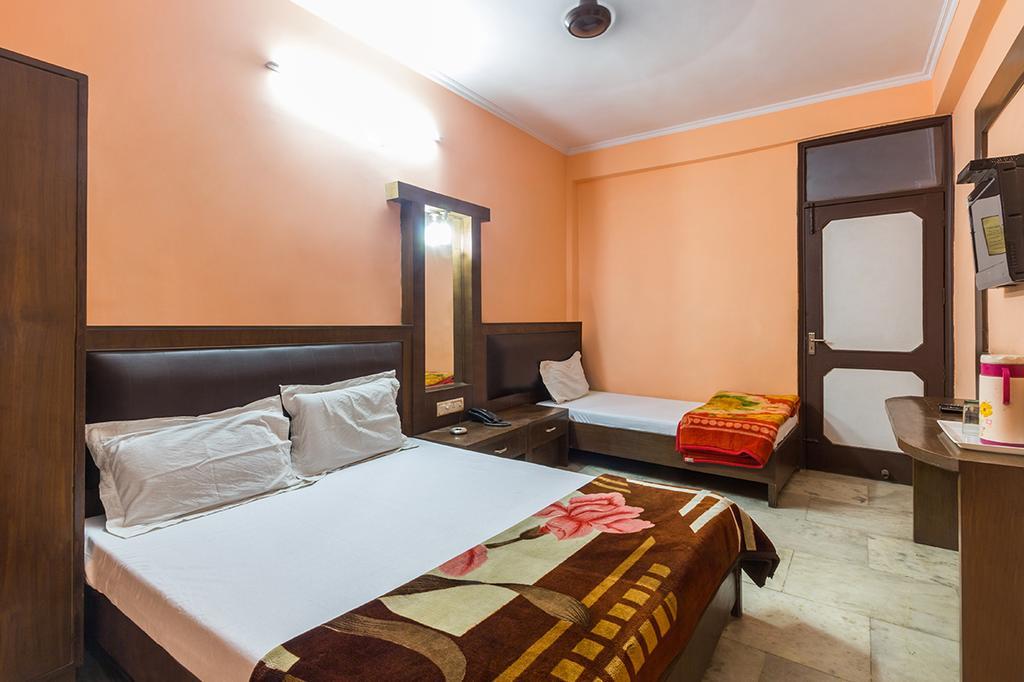 Hotel Sahara International Deluxe Nuova Delhi Esterno foto